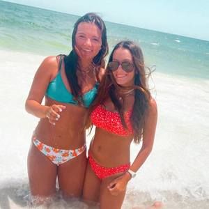 Meet your Posher, Hayley